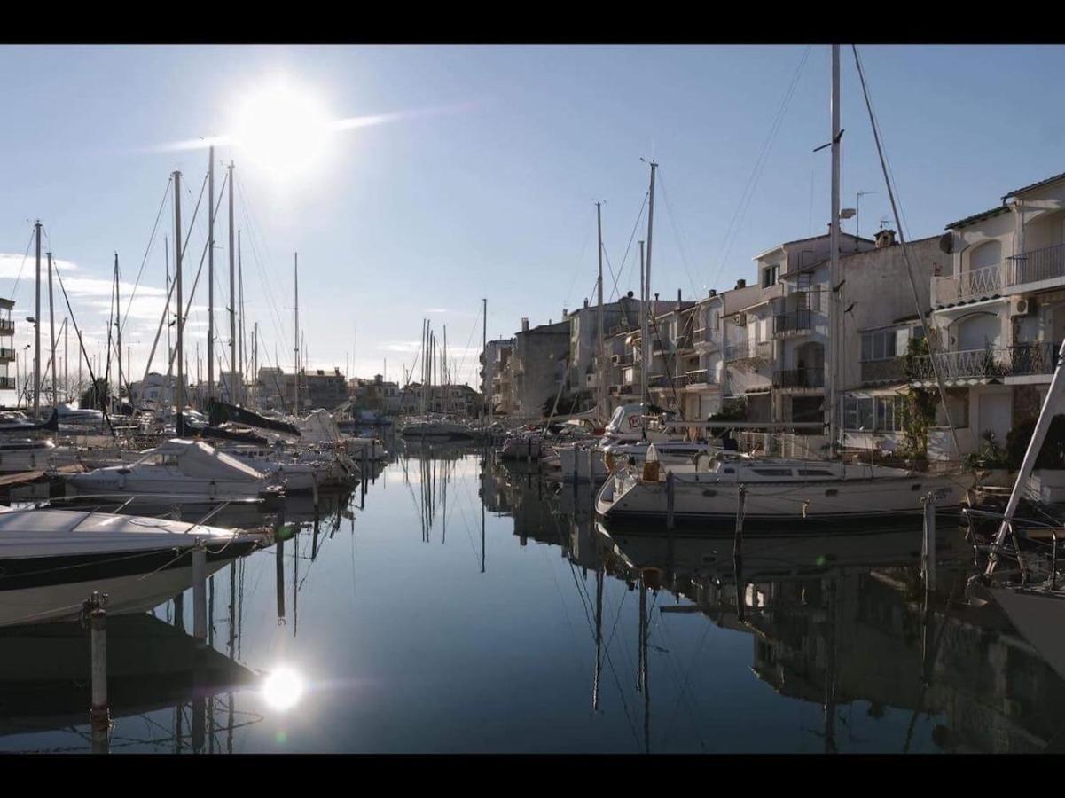 Grand Appartement Vue Sur Canal 4 Pers Wifi Empuriabrava Exterior foto